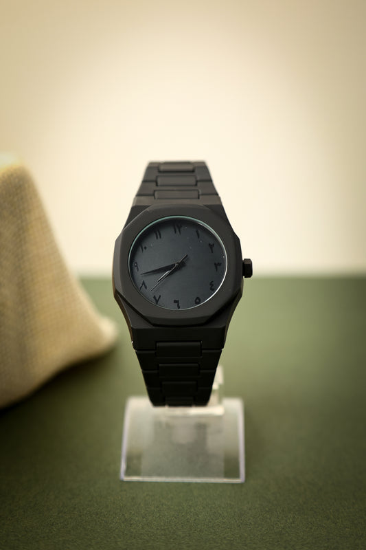 Aura Black Arabic