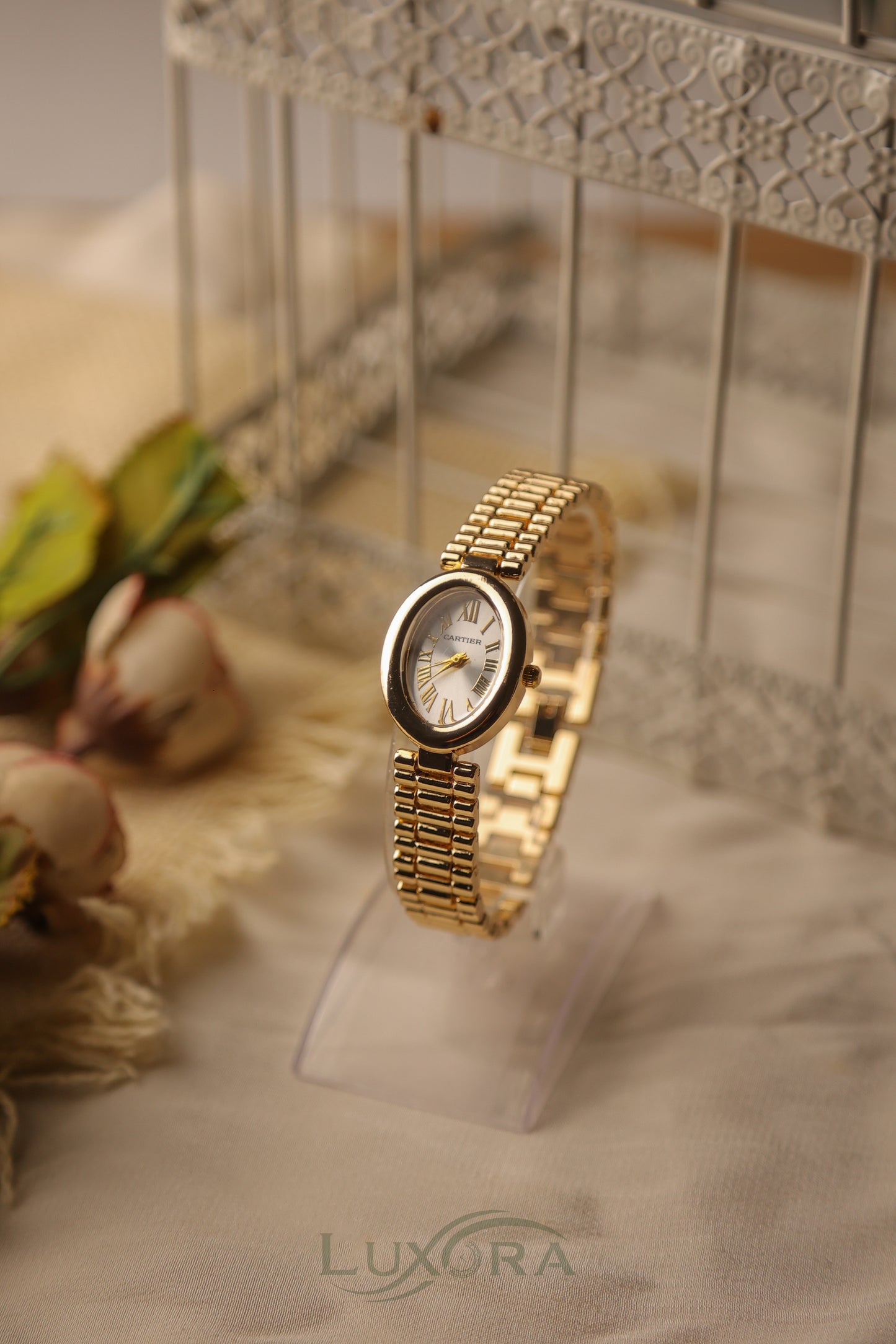 Carter Oval Gold
