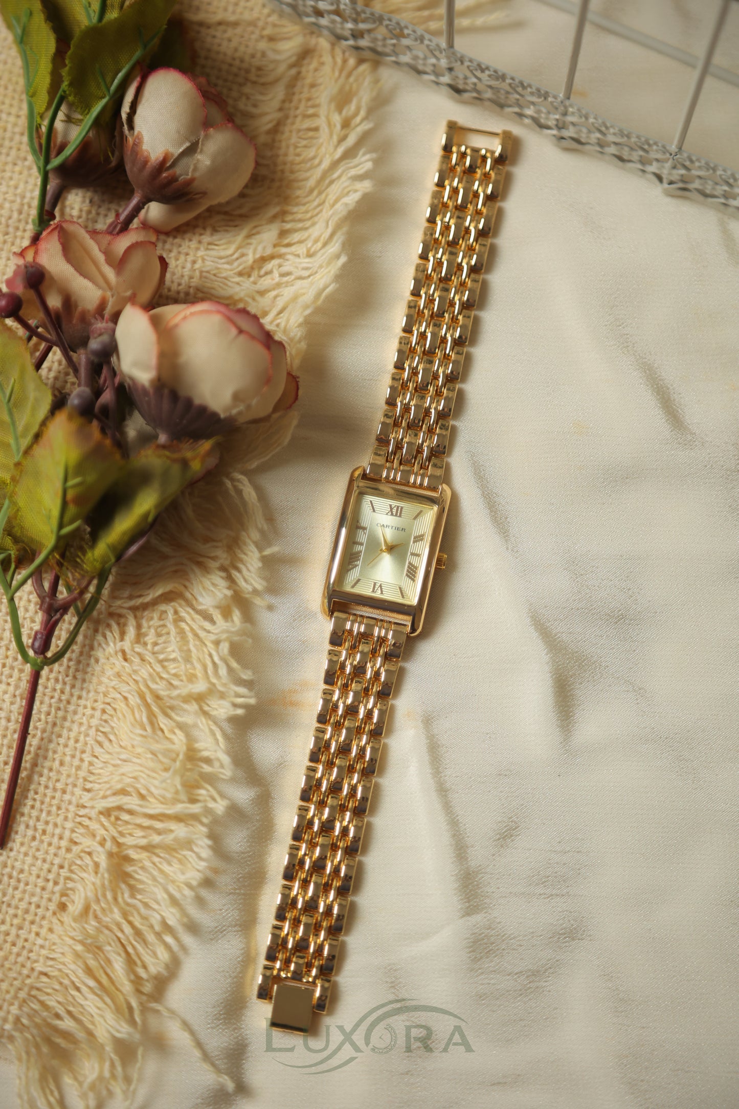 Carter Civo Gold