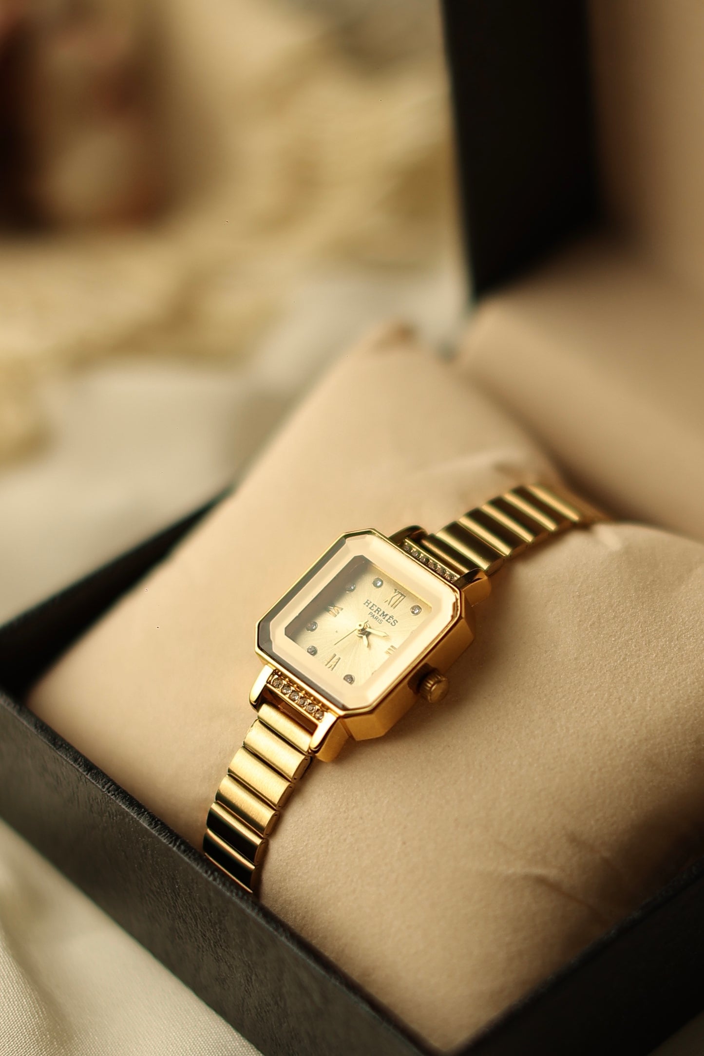 HERMES PARIS GOLD