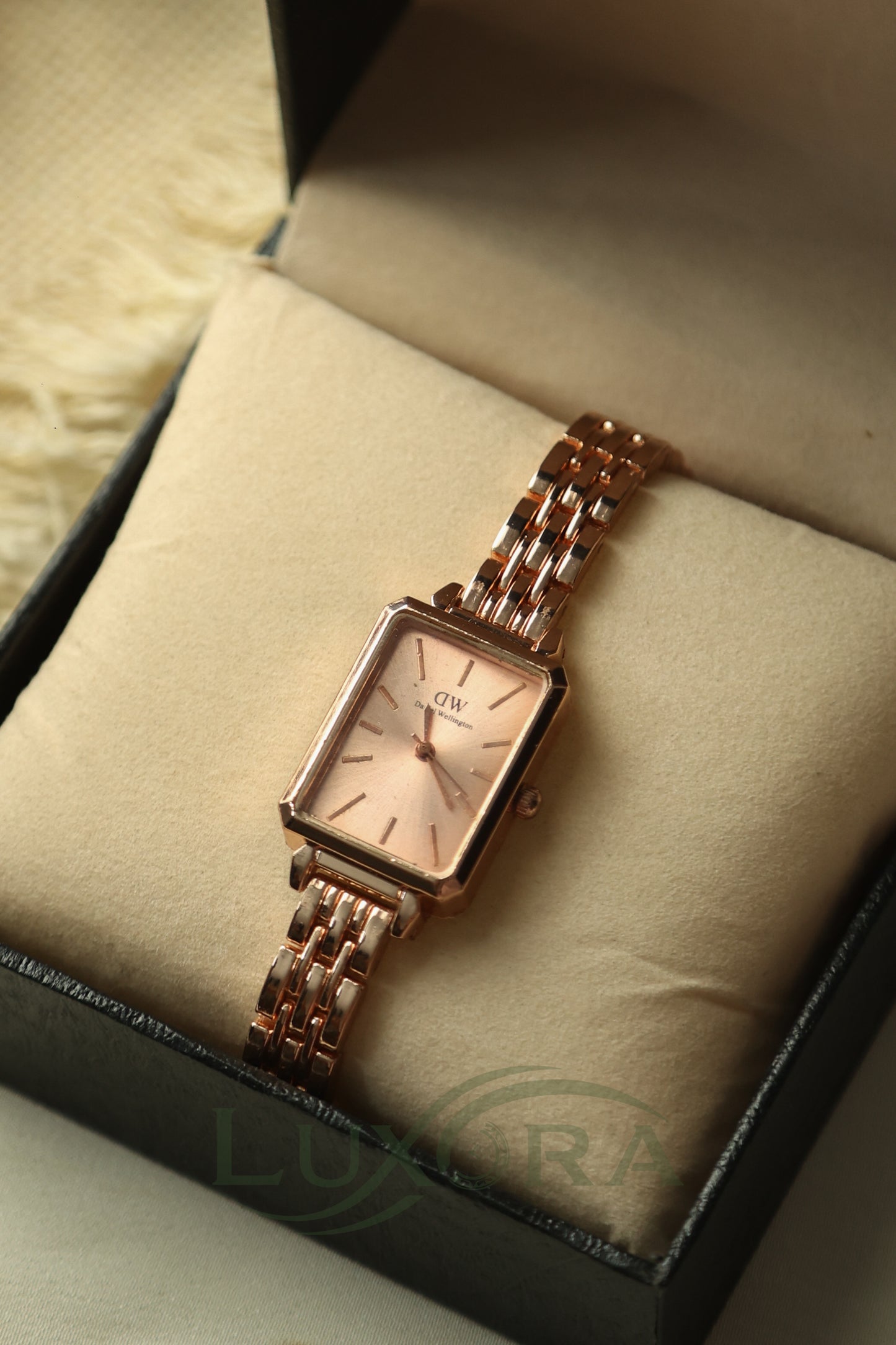 DW Rose