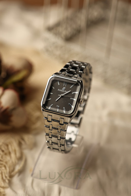 Ap Roman Silver Black