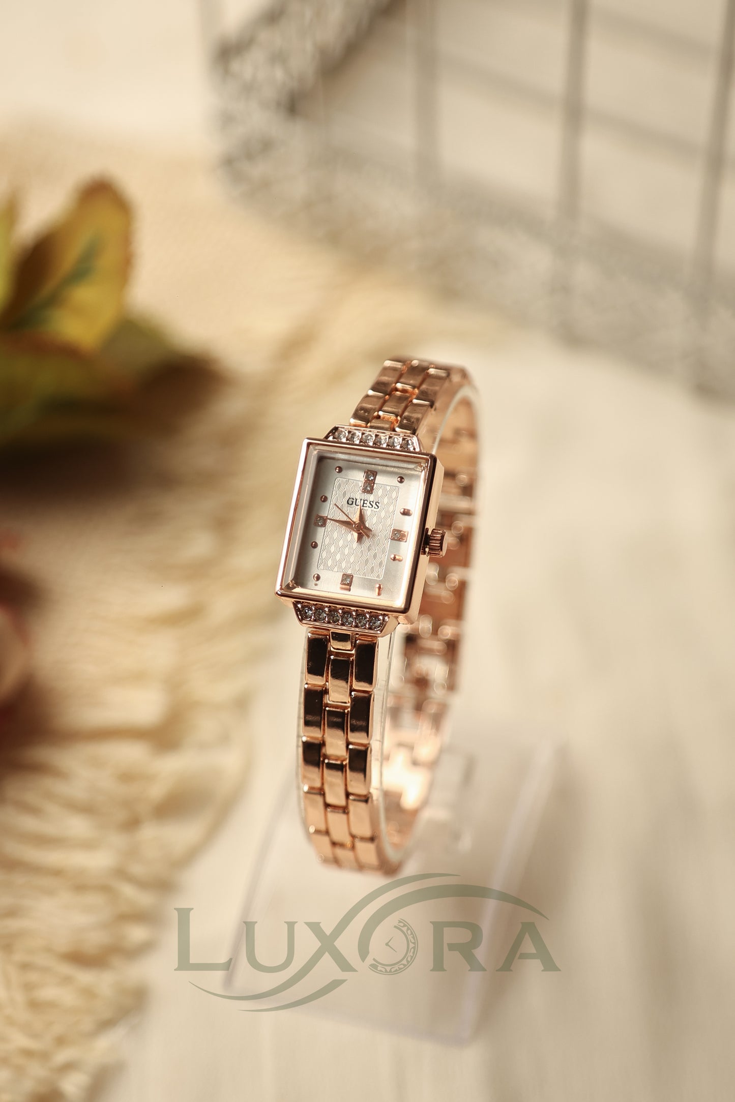 Guess Rose