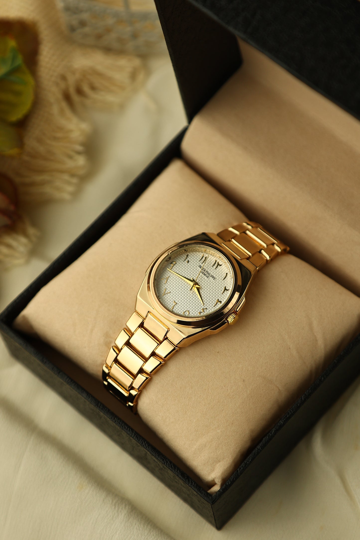 PATEK PHILIPPE ARABIC ROMAN GOLDEN