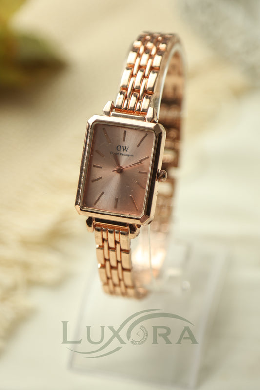 DW Rose