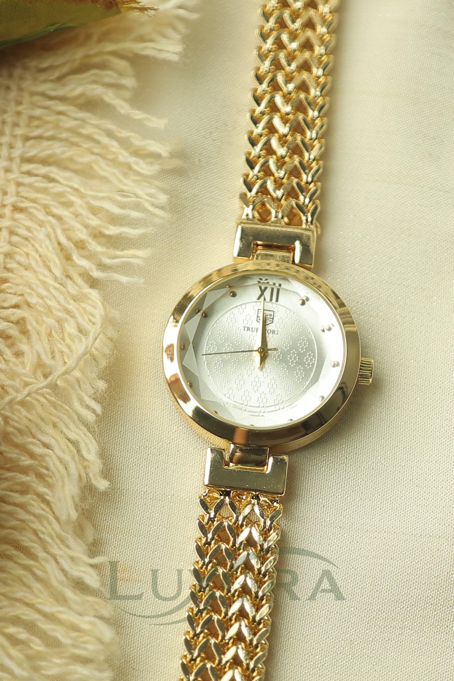 Tw Jewellery Gold