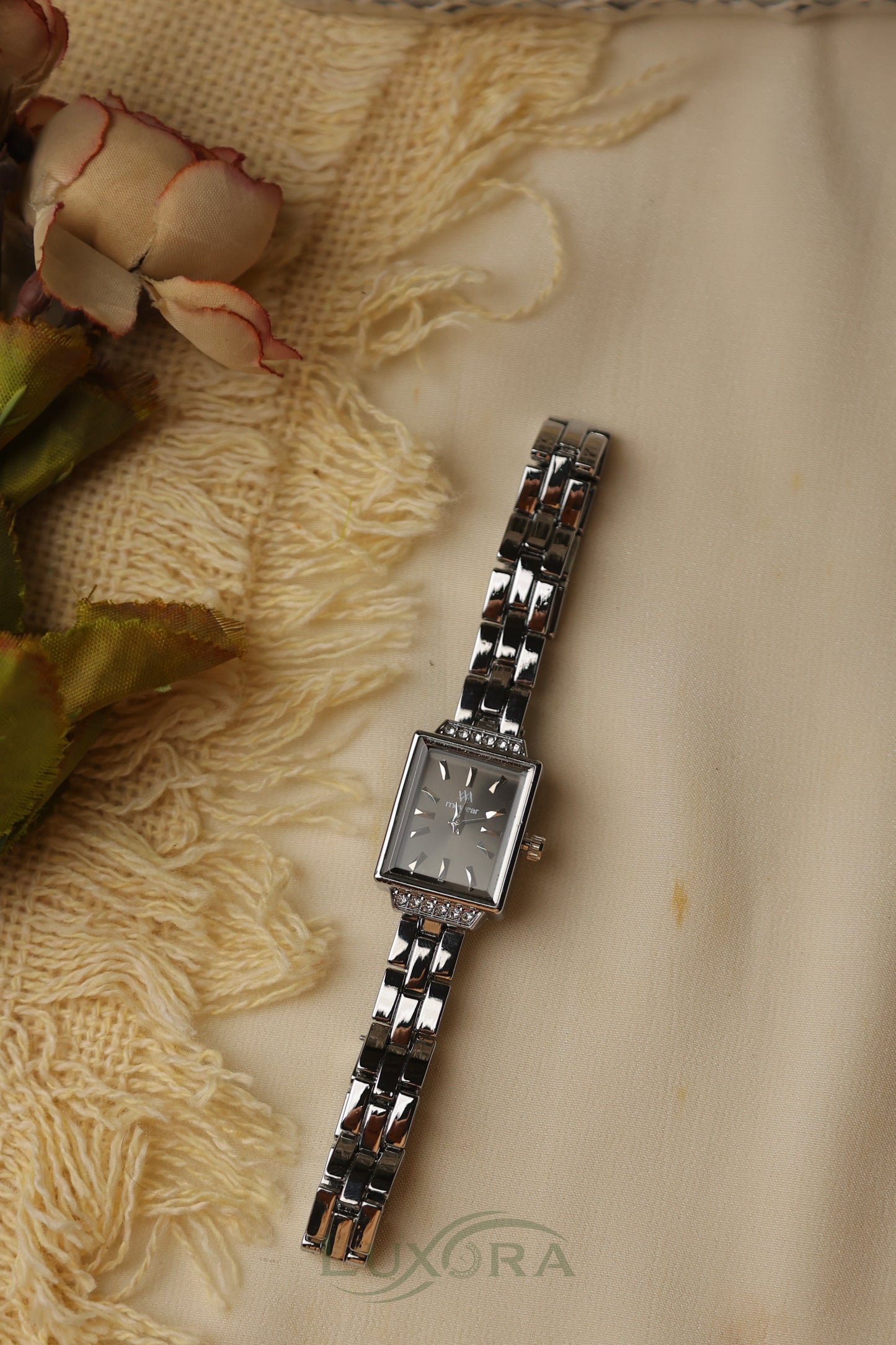 MW Square Black Dial