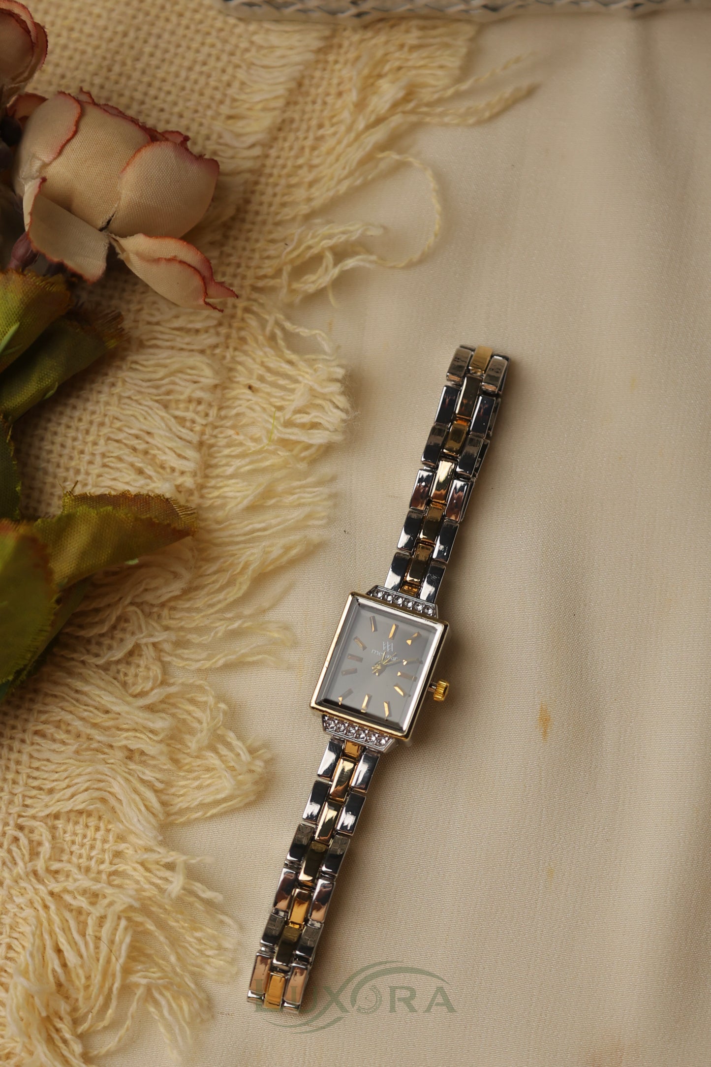 MW twotone Black dial