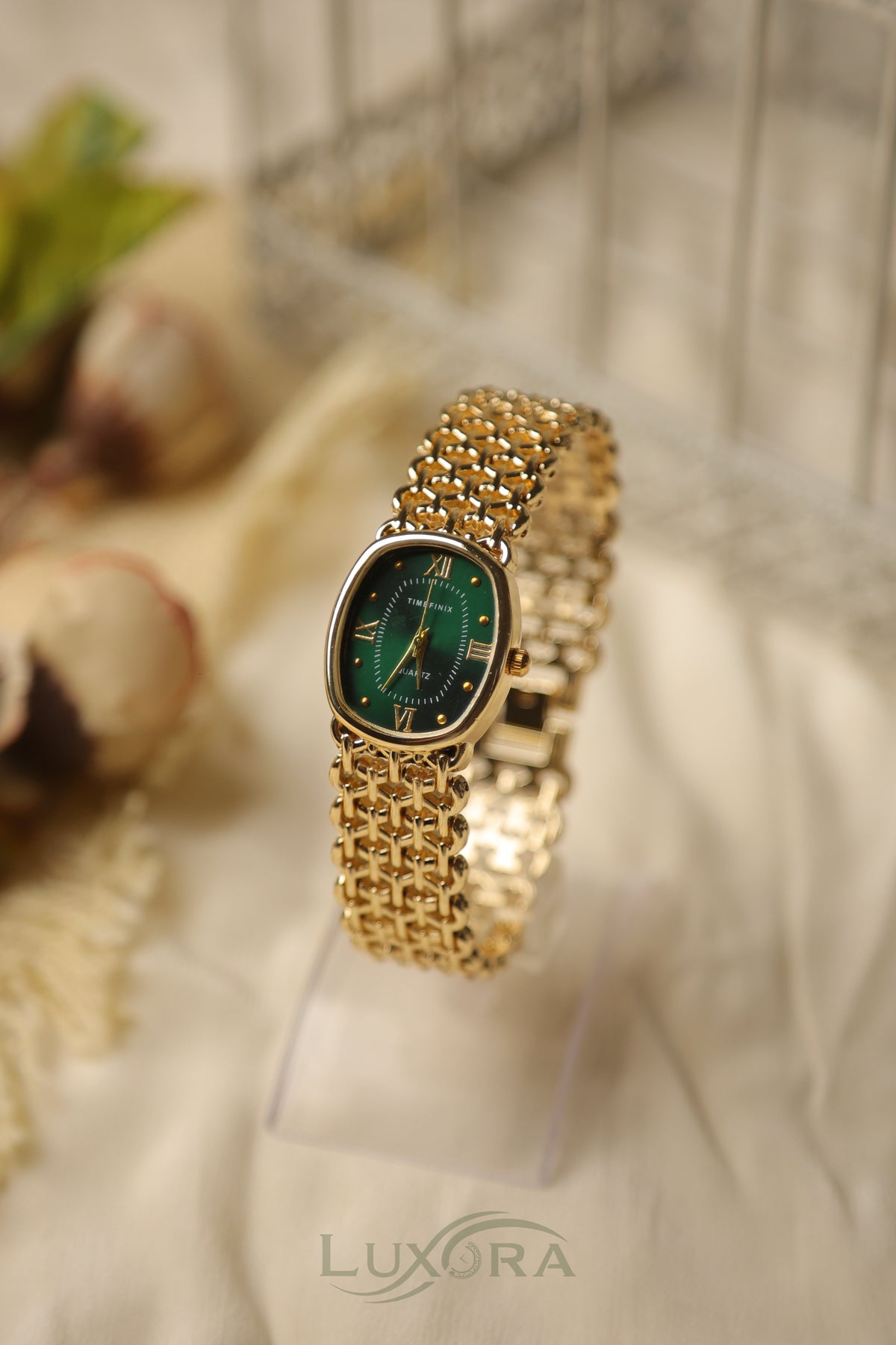 Finix Gold Green dial