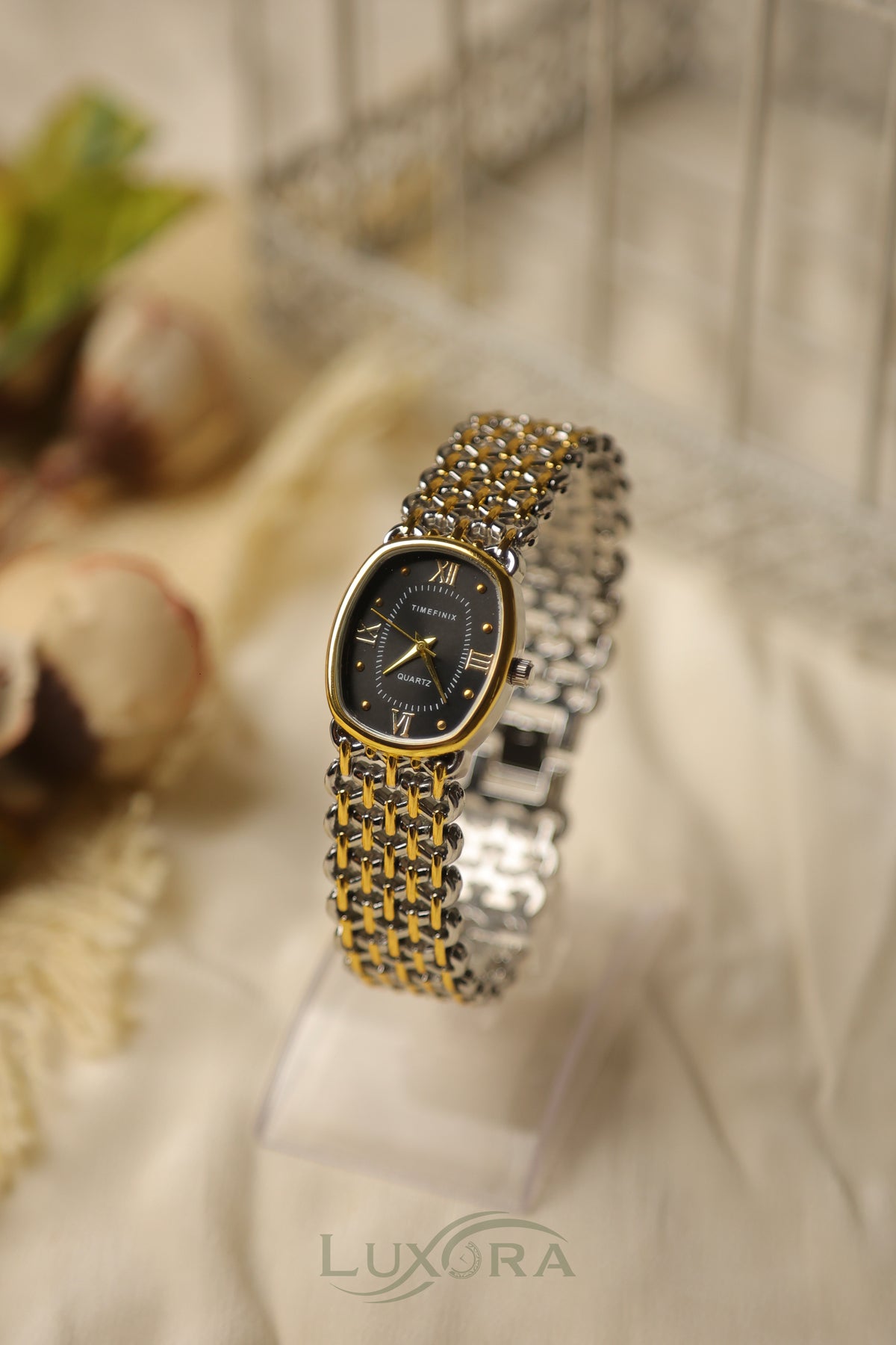 Finix twotone black dial