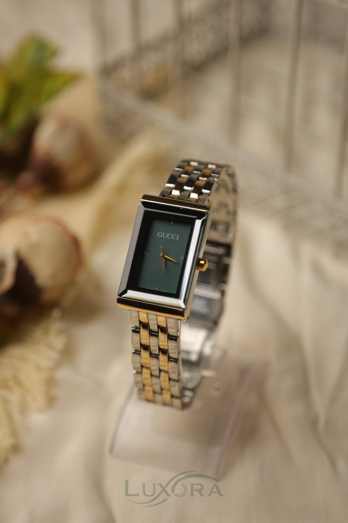 Gucci valtier Twotone Green Dial