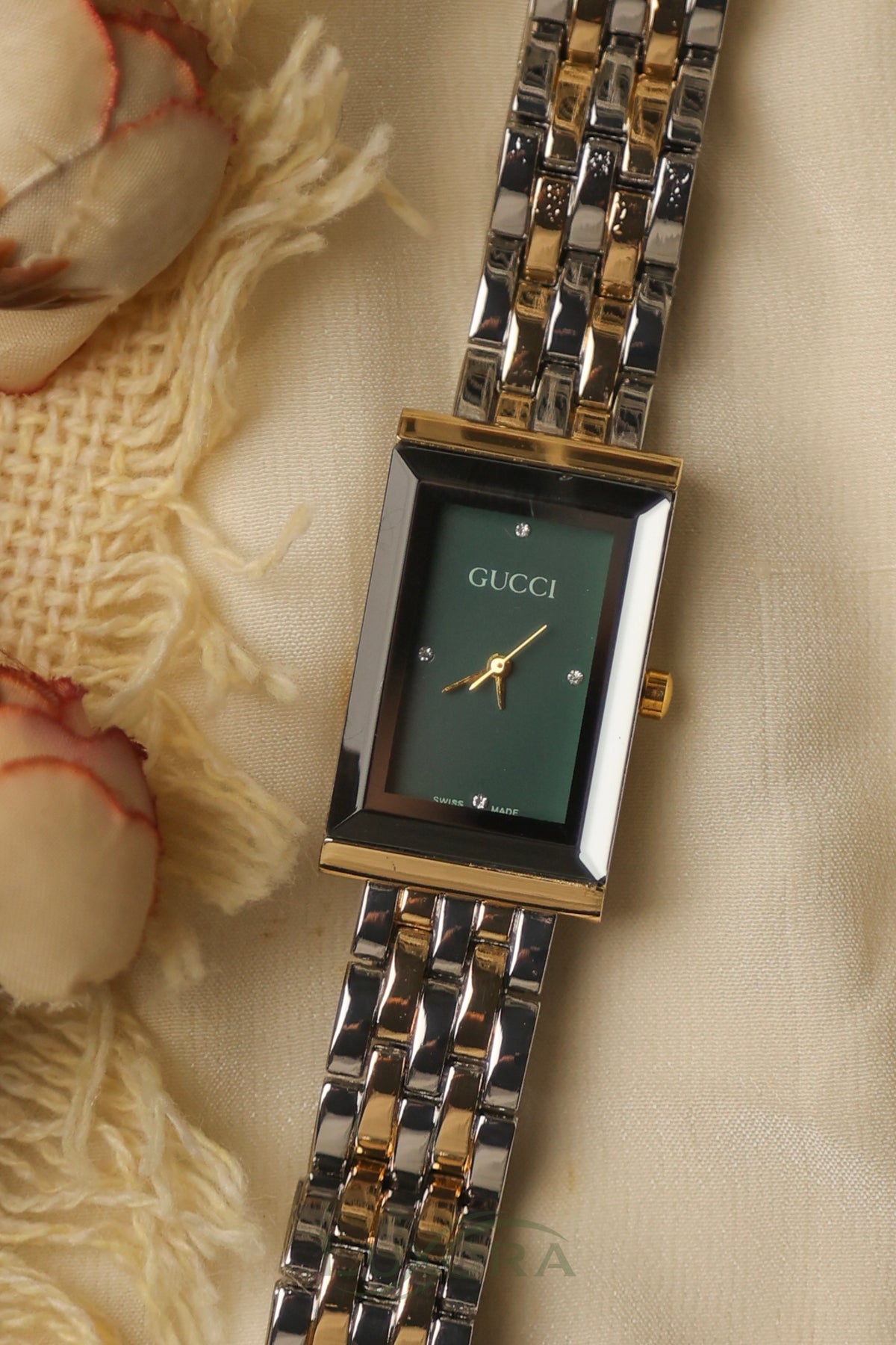 Gucci valtier Twotone Green Dial