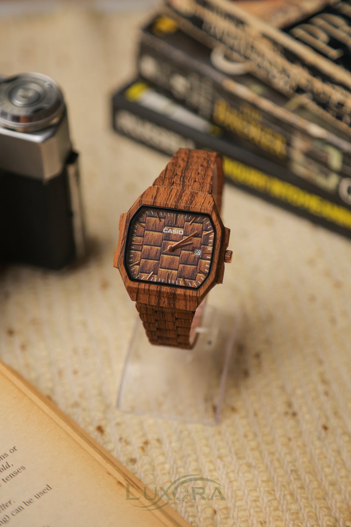 Casio Woody brown